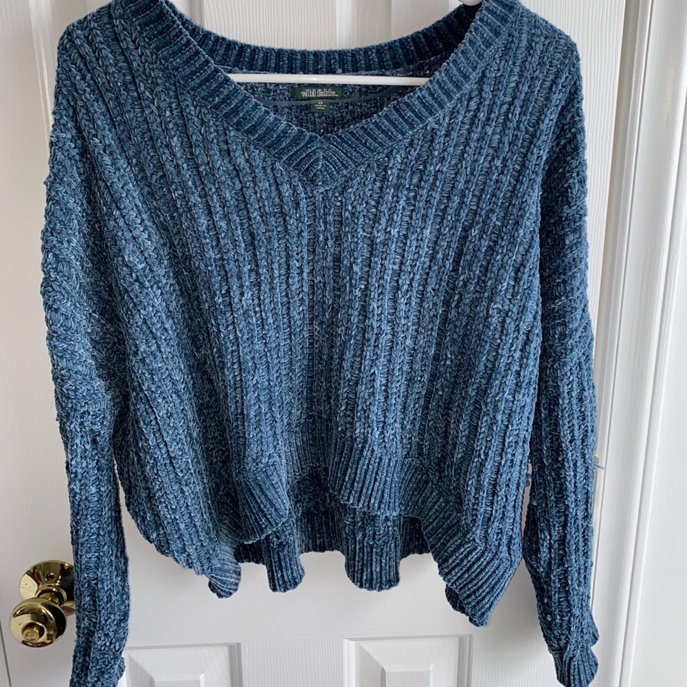 Cropped Sweater!!